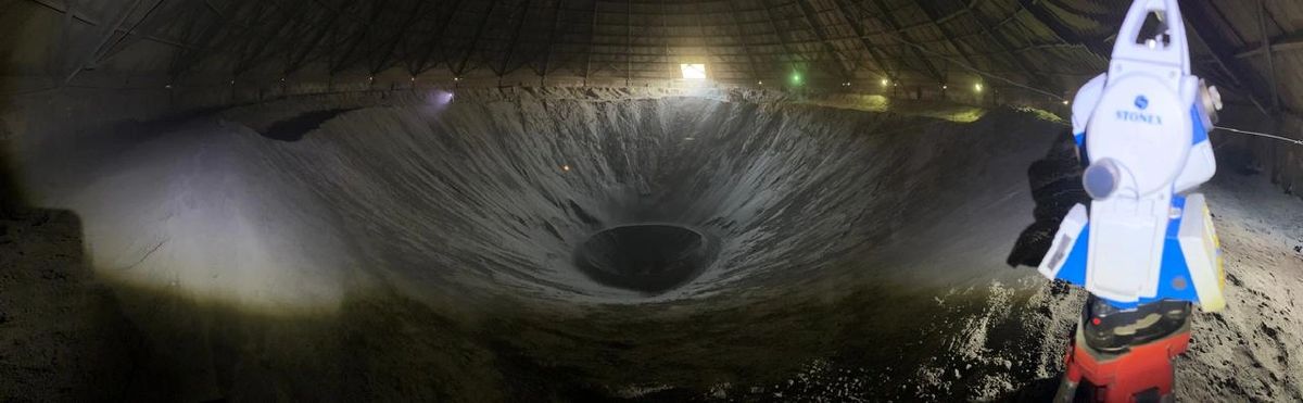 Trabajo topográfico en campo
